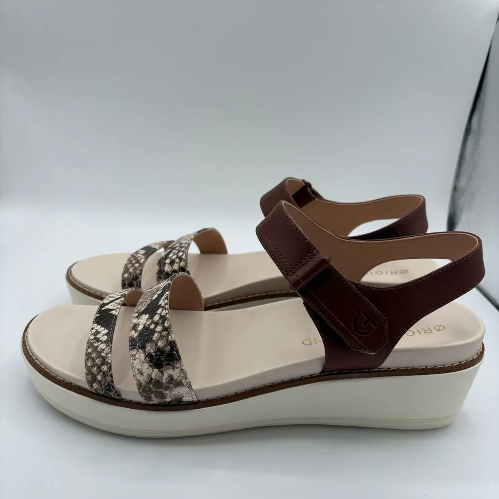 Cole Haan OG Peyton Flatform Pecan Leather Sandal Snake Print Size 10B